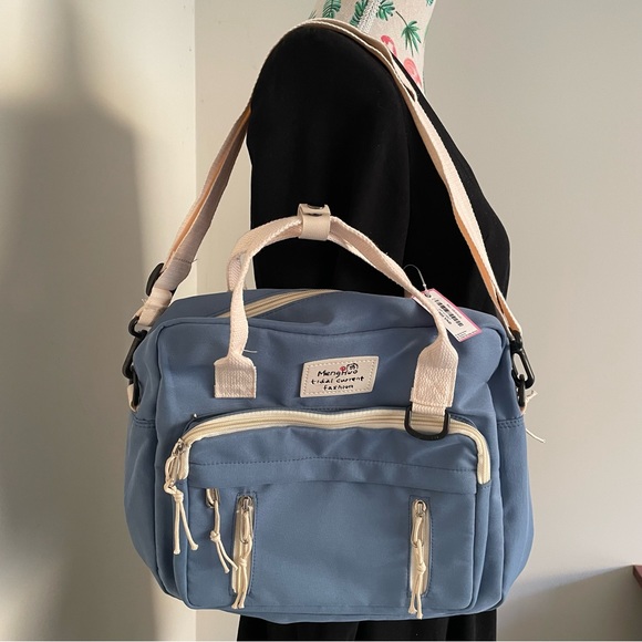 Multi purpose kawaii cute bag 🤍 All ages 🤍 - Picture 2 of 7